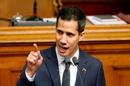 Guaidó no podrá ejercer cargos públicos en Venezuela durante 15 años