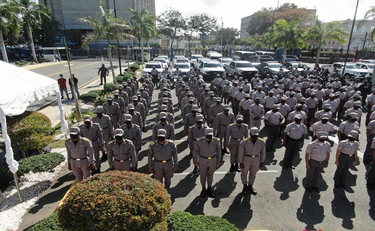 Agentes que estarán en las calles durente la Semana Santa.