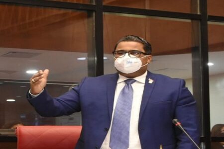 Oficina senatorial de SC entregará a hogares 3500 kits de construcción de ciudadanía
