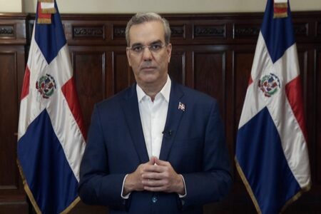 Abinader anuncia medidas para estabilizar  precio de combustibles y de la canasta básica