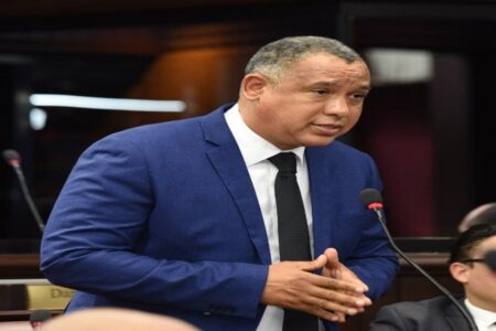 Diputado Alexis Jiménez explica beneficios de división de la provincia Santo Domingo