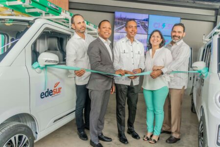 Edesur empleará algunos vehículos eléctricos para ofrecer servicio a clientes