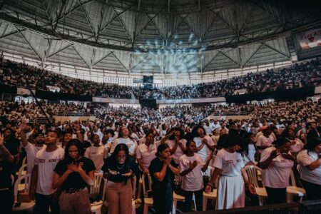 Todo un éxito ALTAR 2023, la conferencia que reunió a más de 10 mil jóvenes cristianos